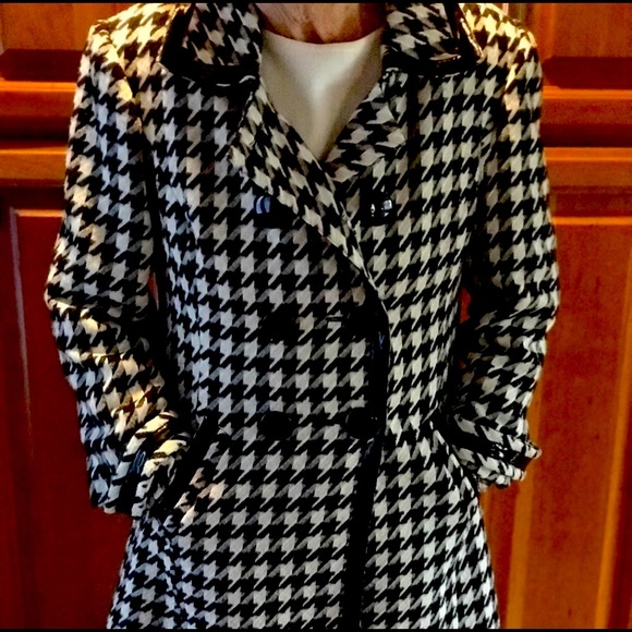mac & jac Jackets & Blazers - MAC & JAC Houndstooth Double Breasted Coat